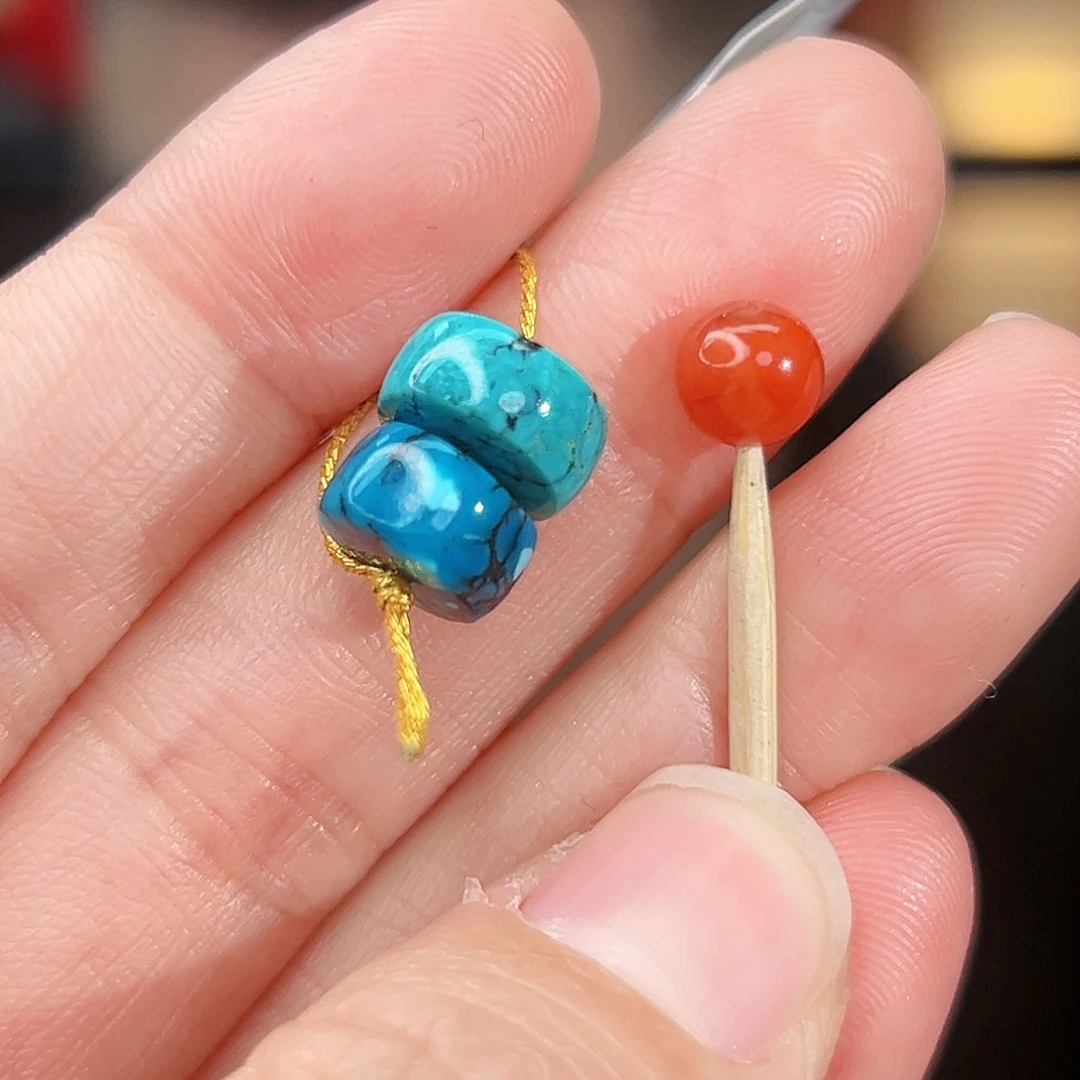 南红玛瑙未镶嵌珠宝奇石