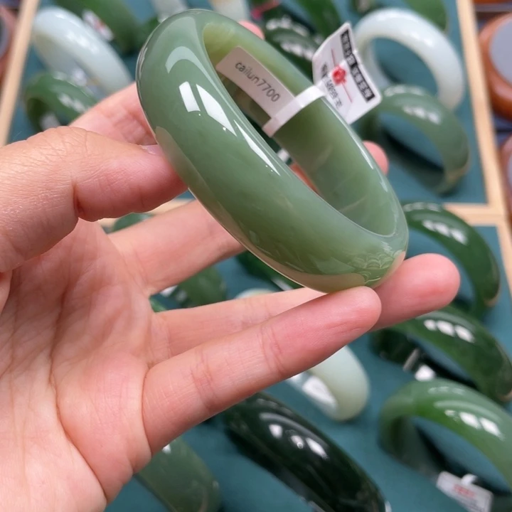 未镶嵌手镯和田玉（碧玉）5960