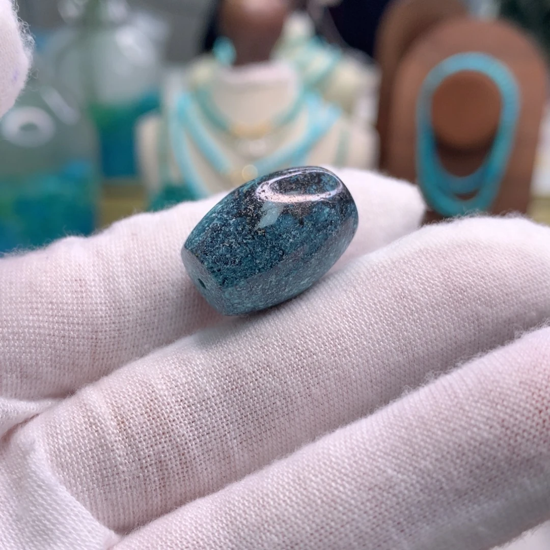 绿松石未镶嵌饰品