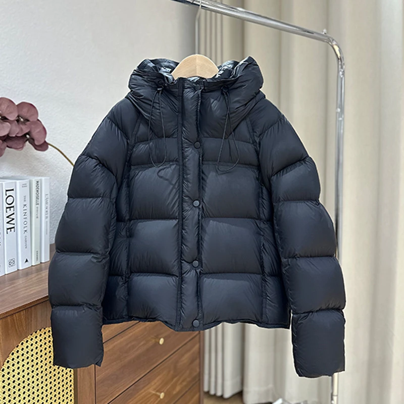 云朵感时尚泡芙女短款2025新款服保暖连帽羽绒服冬季高级外套加厚