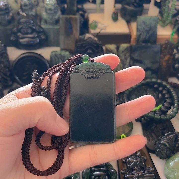 默***言蛇纹石玉未镶嵌泰山玉