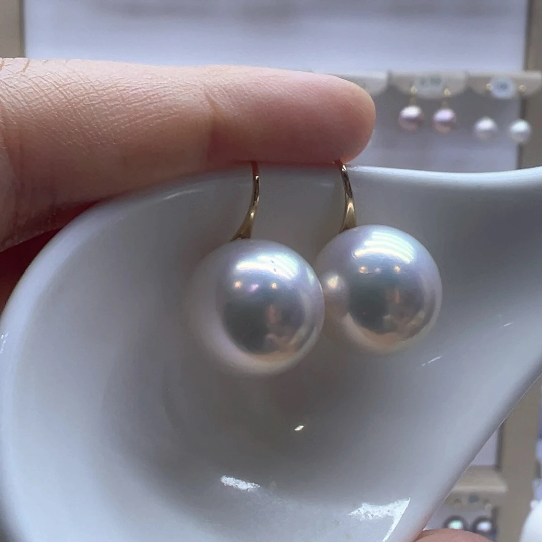 18K金镶嵌淡水珍珠耳饰