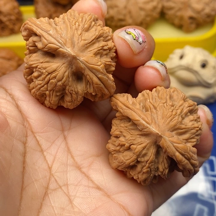 把件文玩核桃麦虎