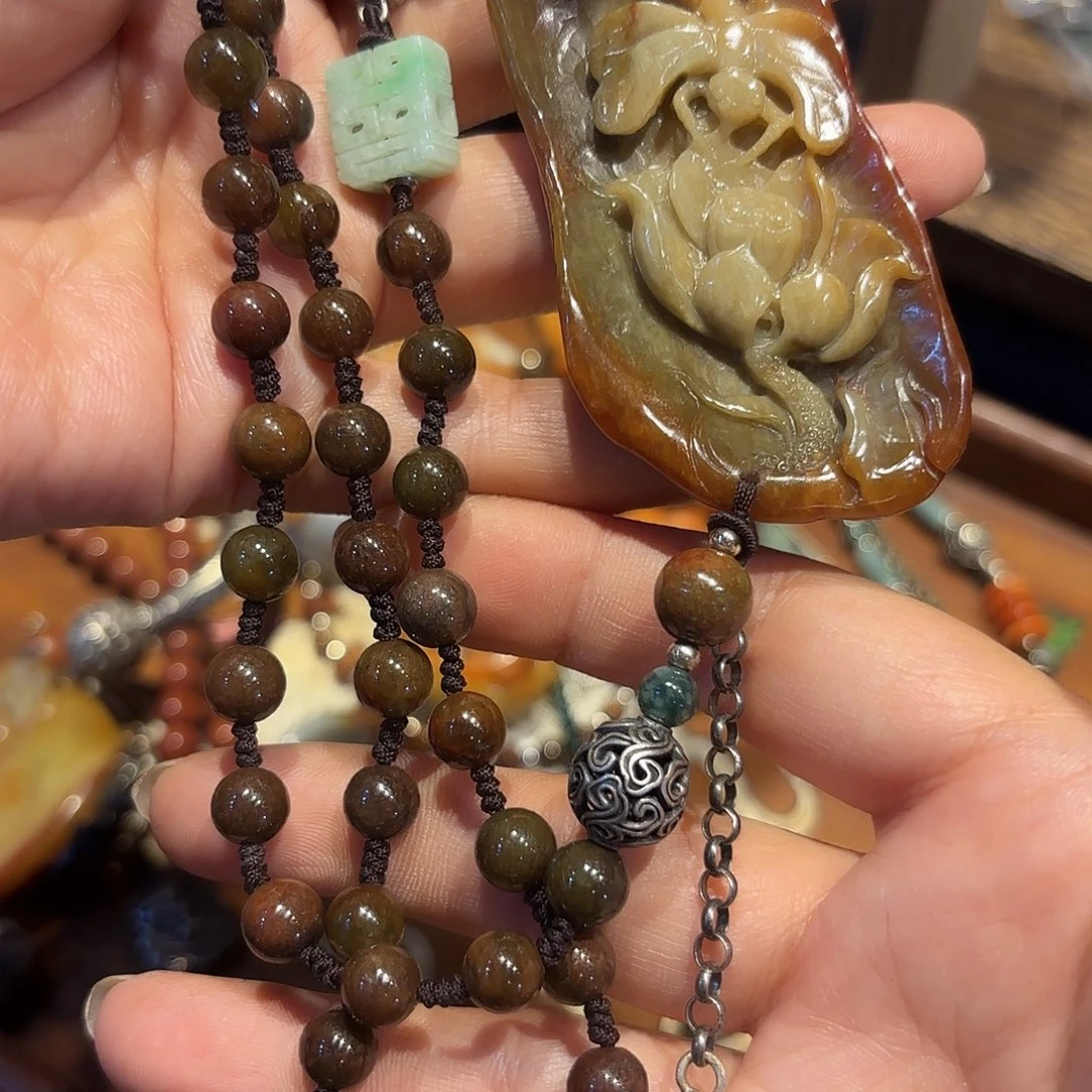 翡翠颈饰未镶嵌原创