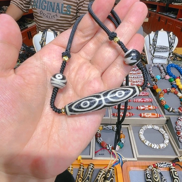 未镶嵌玛瑙/玉髓珠宝奇石