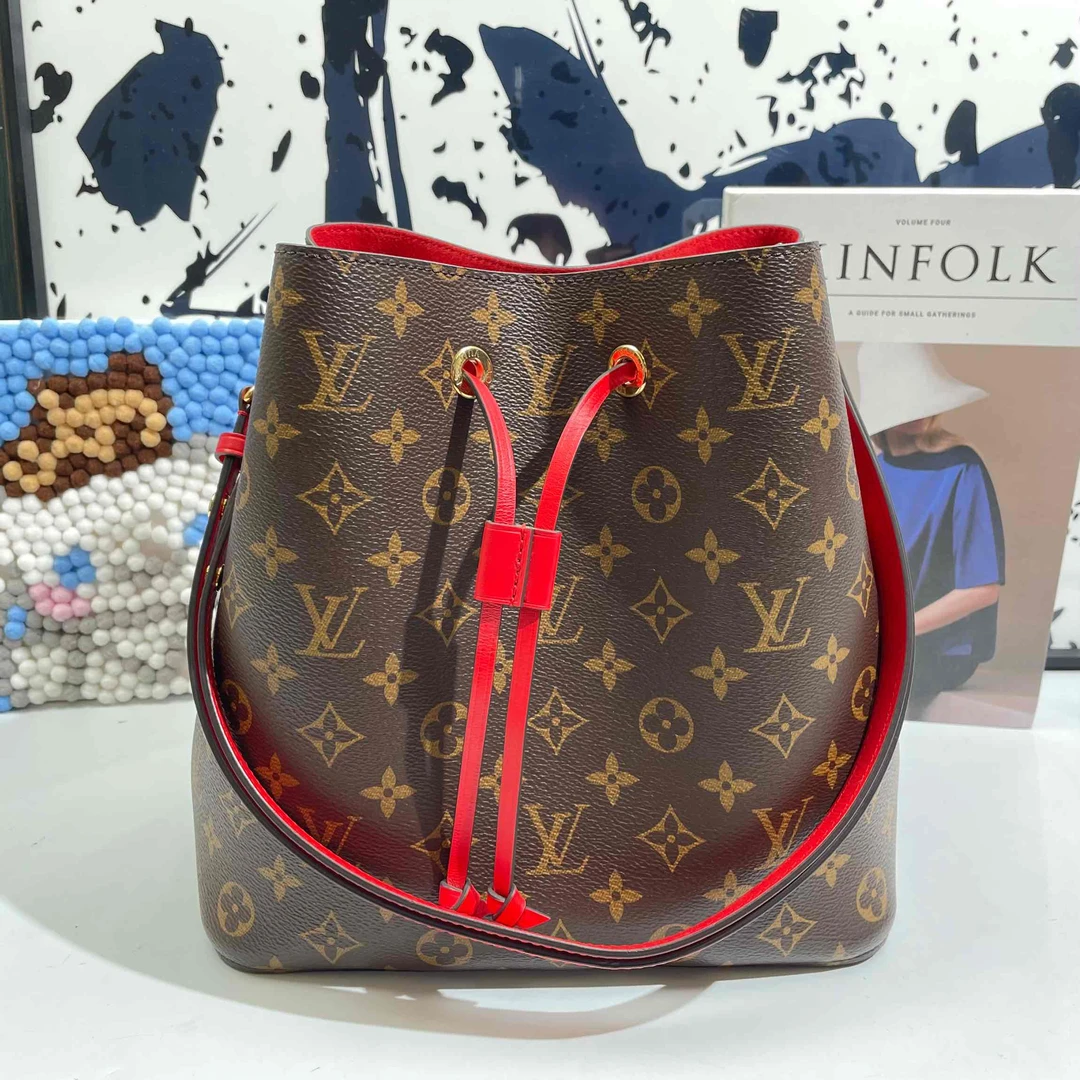 95新  小野专属/95新/路易威登/单肩包/DJ8211