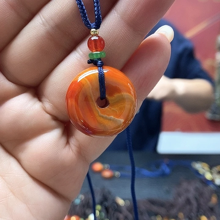 玛瑙/玉髓颈饰合金多样性发其一