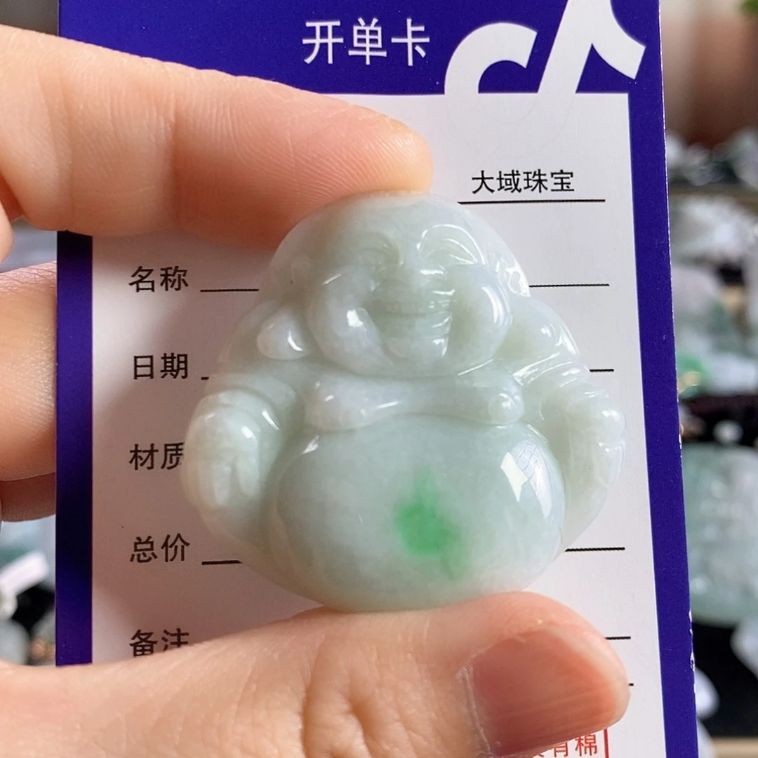 翡翠未镶嵌颈饰佛公