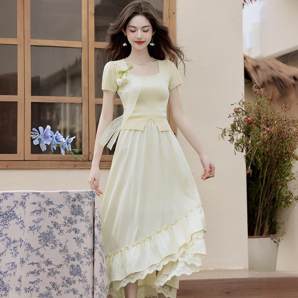 立体花朵方领针织短袖T恤女设计感+松紧腰蕾丝拼接半身裙套装8889