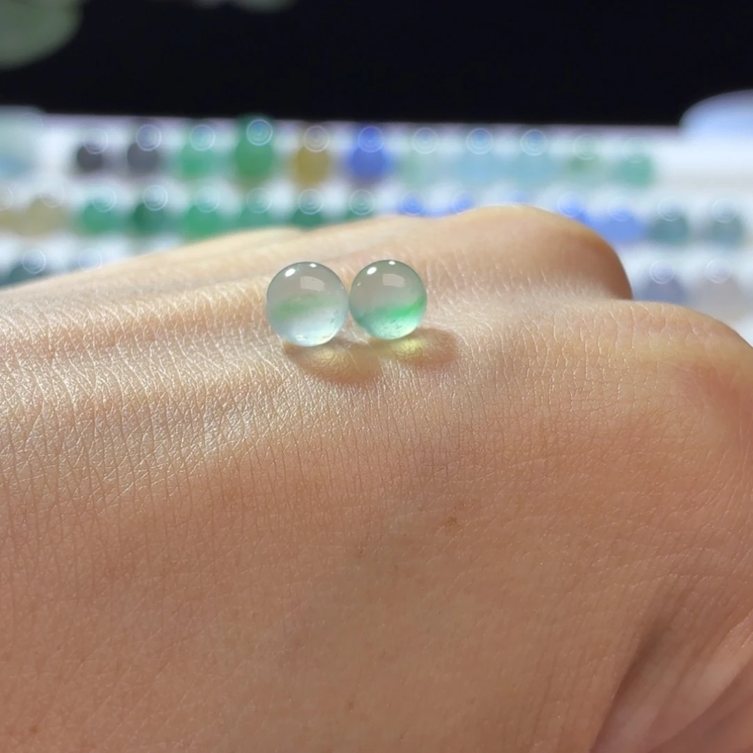 定制翡翠未镶嵌金丝绿特价