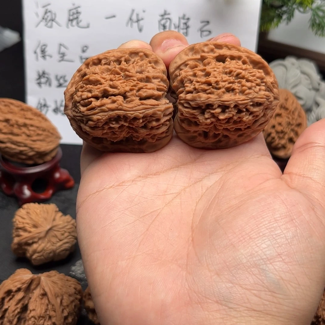 吊坠文玩核桃@**、