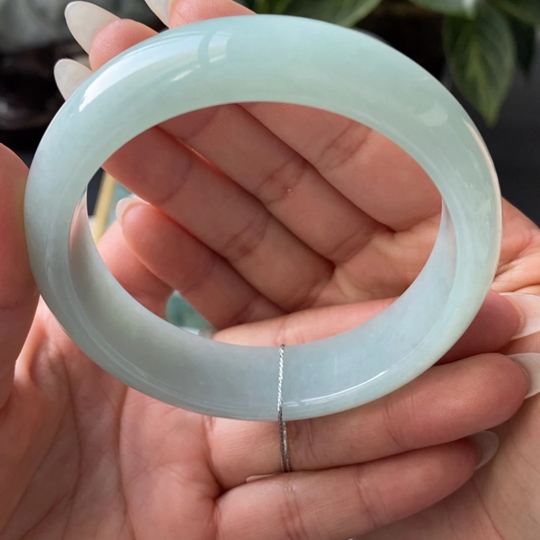 翡翠未镶嵌手镯天然