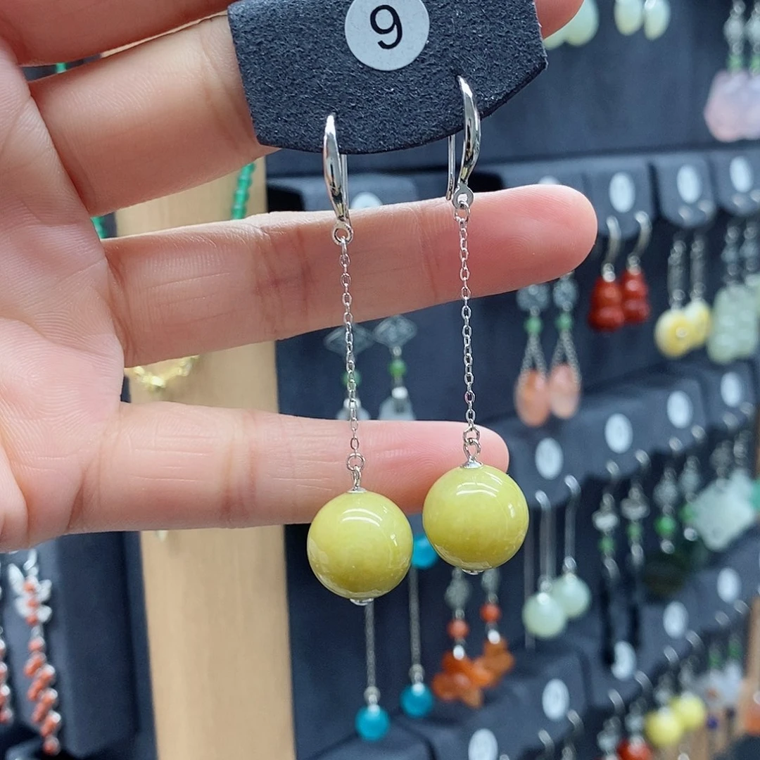 翡翠银S925镶嵌耳饰小**妹