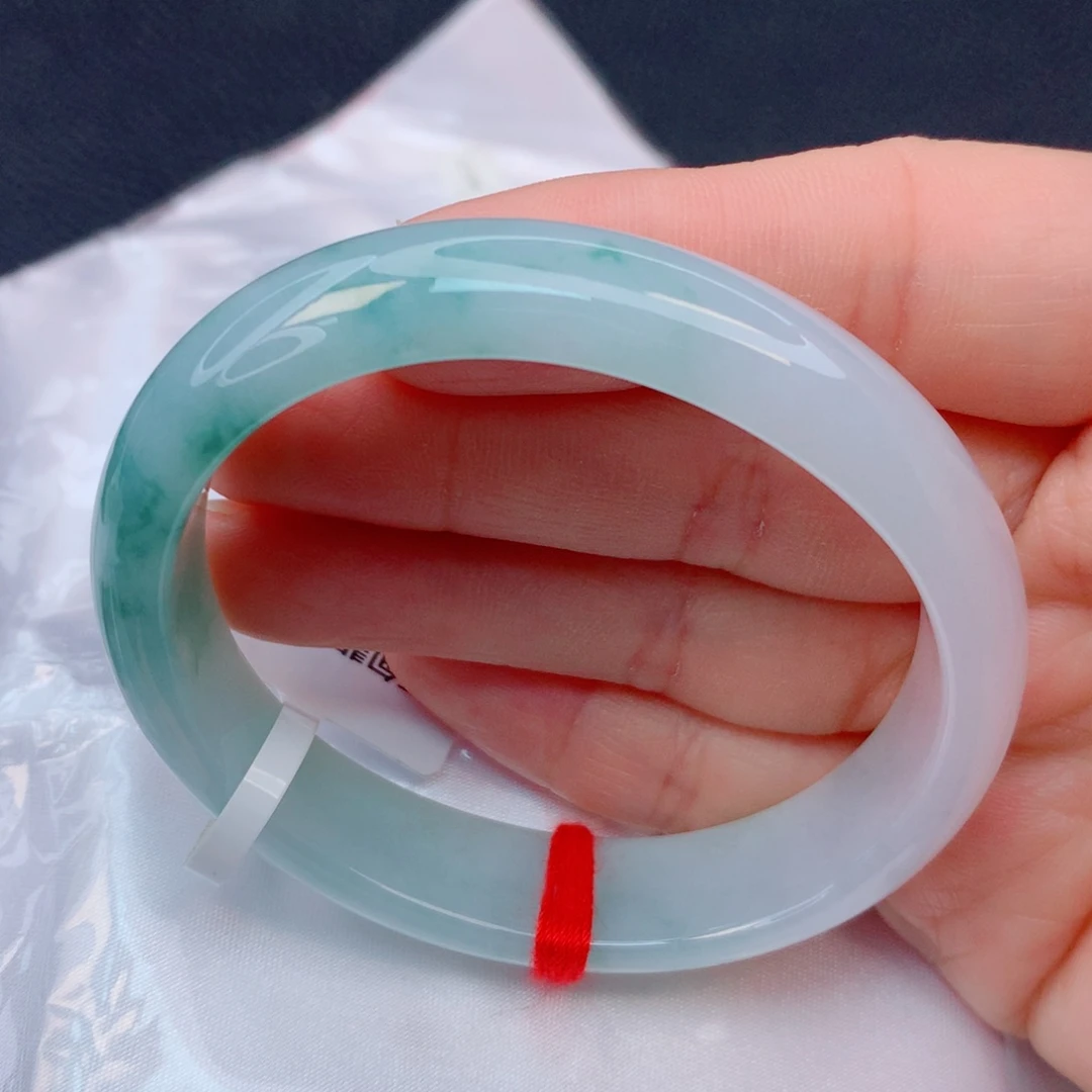 翡翠未镶嵌手镯52-53贵妃