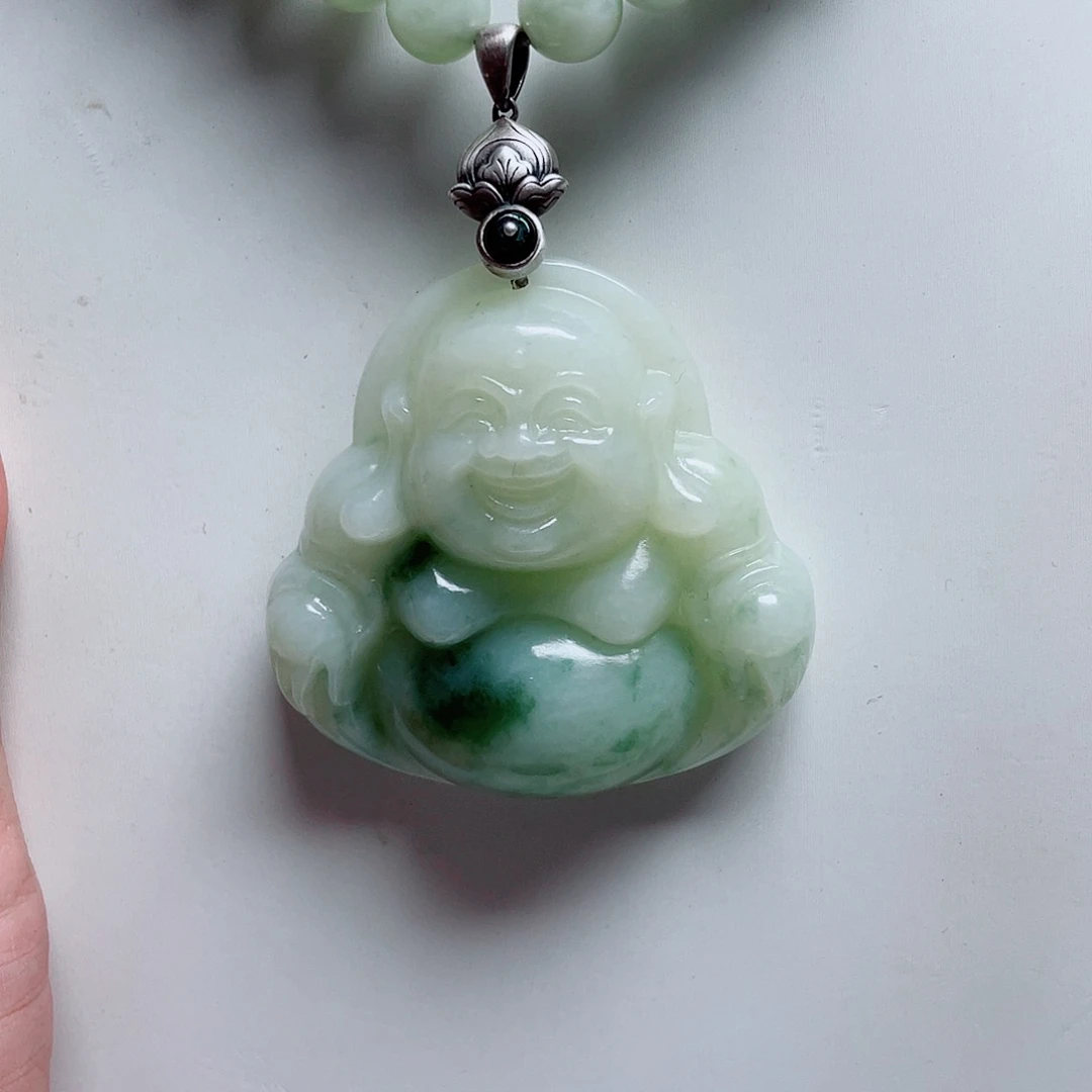 ****️透闪石-蛇纹石玉未镶嵌颈饰