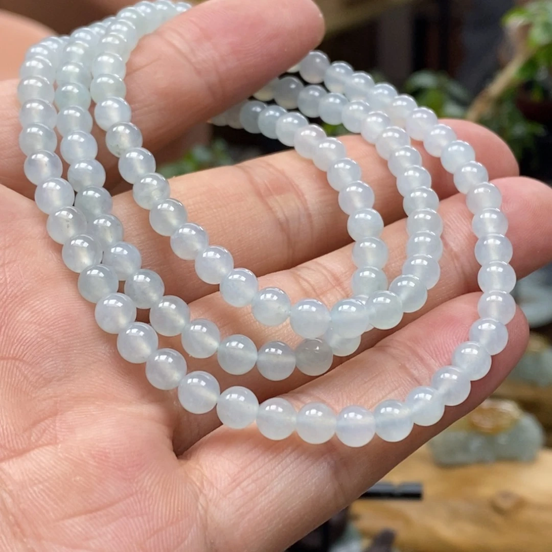 翡翠颈饰未镶嵌项链