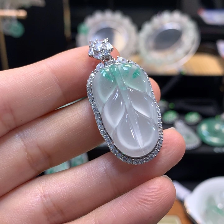 石英质玉银S925镶嵌颈饰