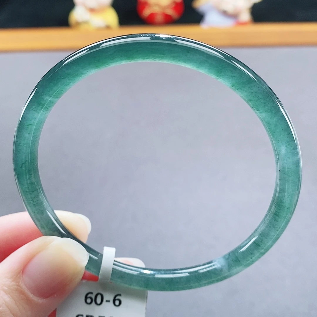 翡翠未镶嵌手镯15