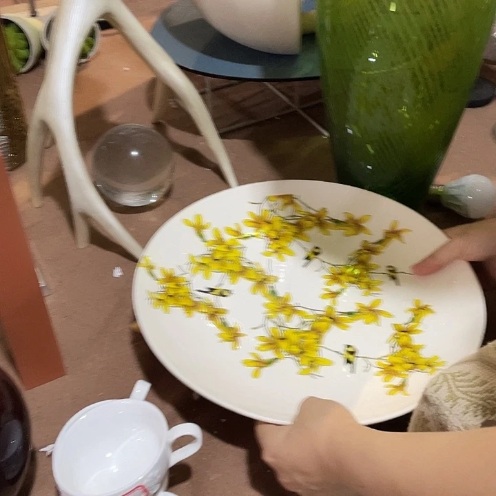 陶瓷花瓶部分（微瑕）