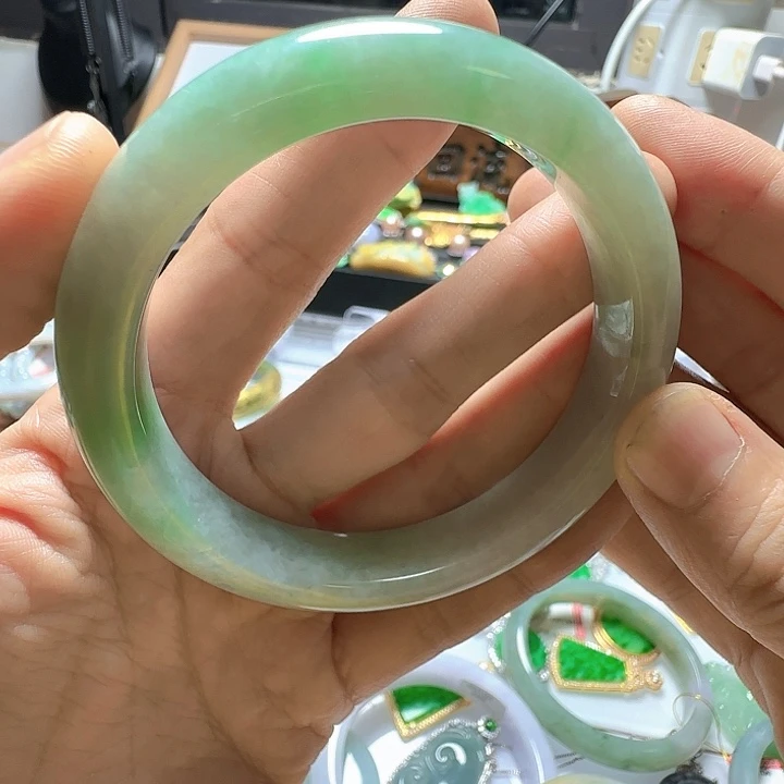 翡翠未镶嵌手镯翡翠399