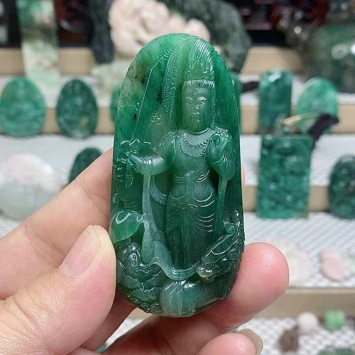 未镶嵌独山玉颈饰