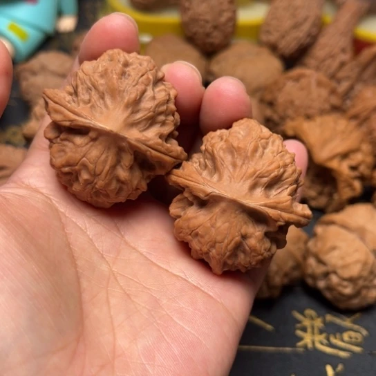 40尺玲珑文玩把件