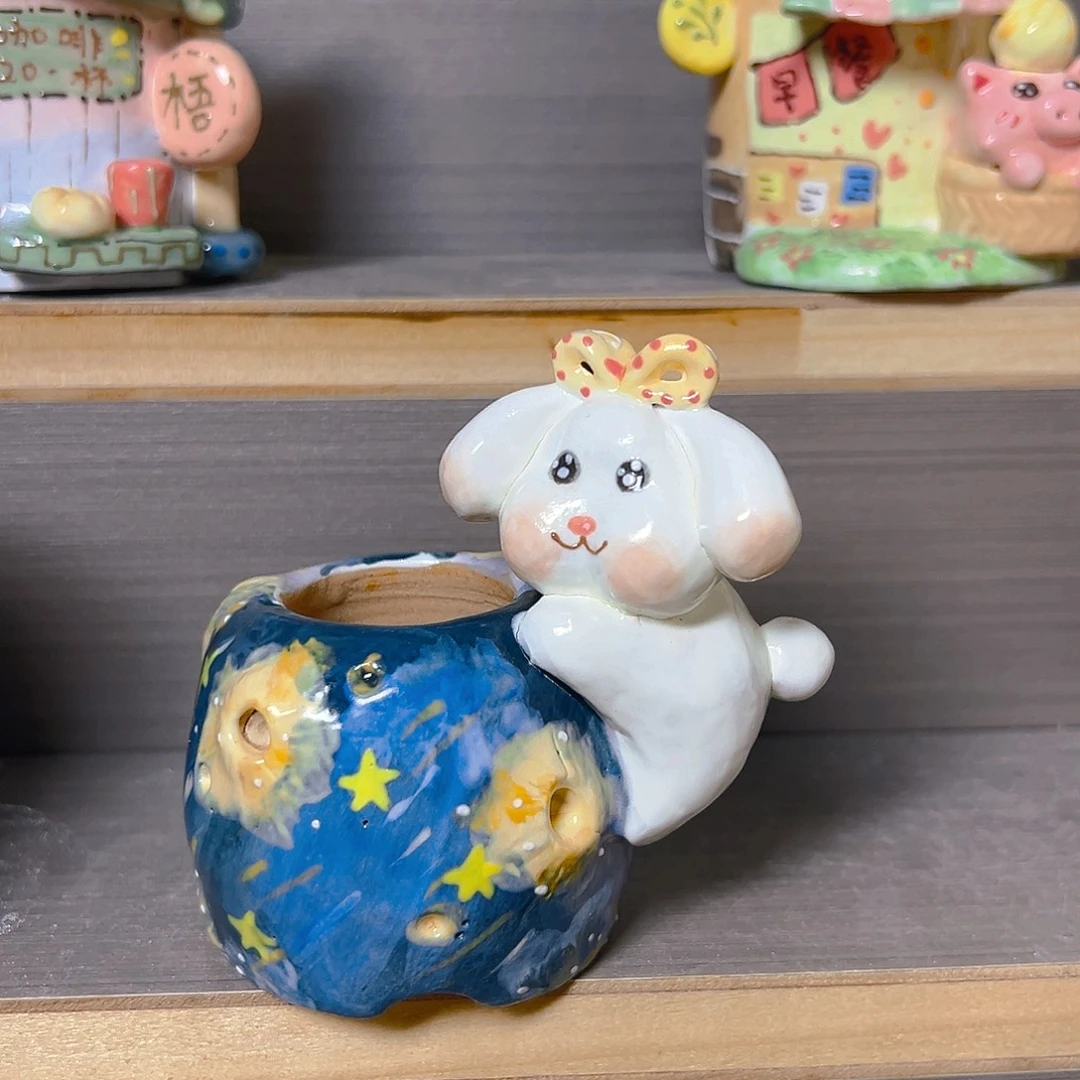 雷***敏老梧家的多肉花盆