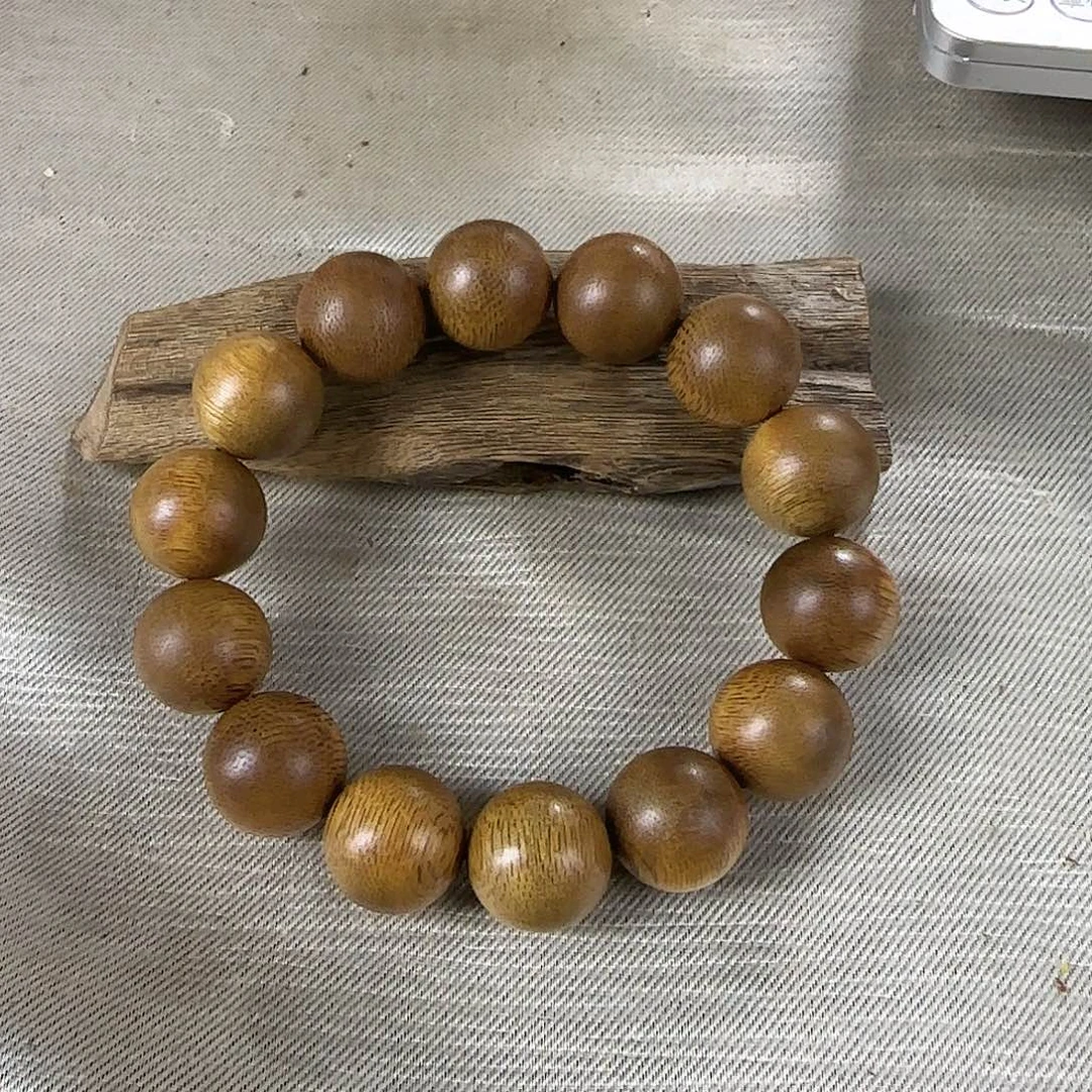 沉香碎屑沉香勾丝➕白棋金丝油16圆珠单圈沉40克