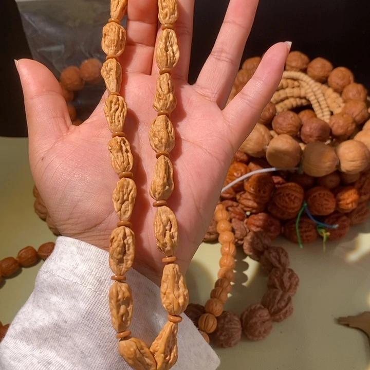手串文玩核桃……33
