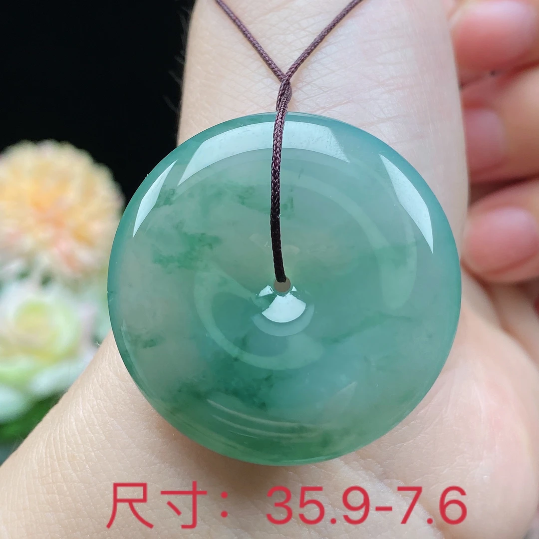 0331缅甸天然A货翡翠 冰种起胶飘花饱满平安扣吊坠