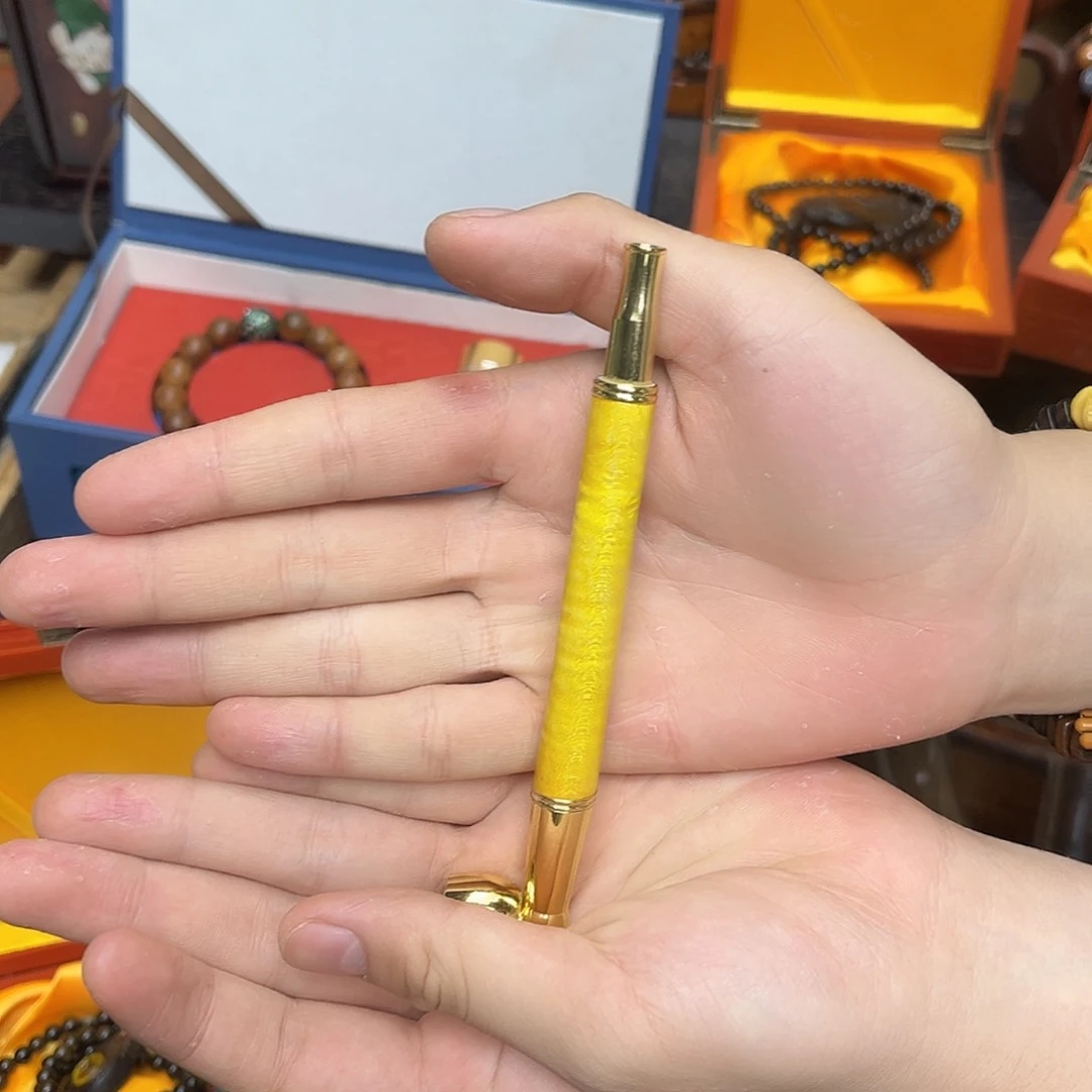 大叶紫檀（黑酸枝木类）