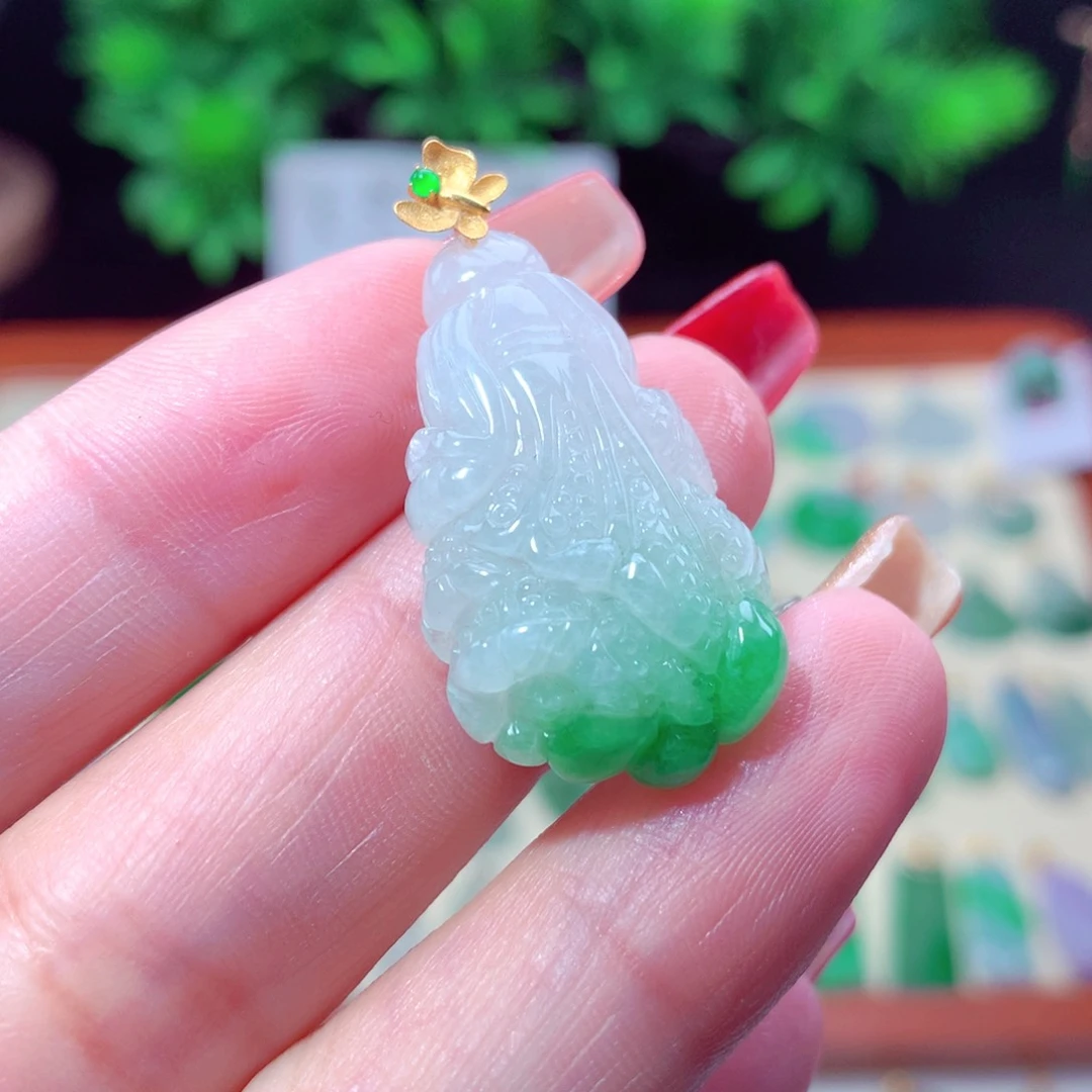 翡翠吊坠(不含链)18K金镶嵌