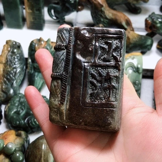 岫岩河磨玉（透闪石质玉）把件未镶嵌张*诚