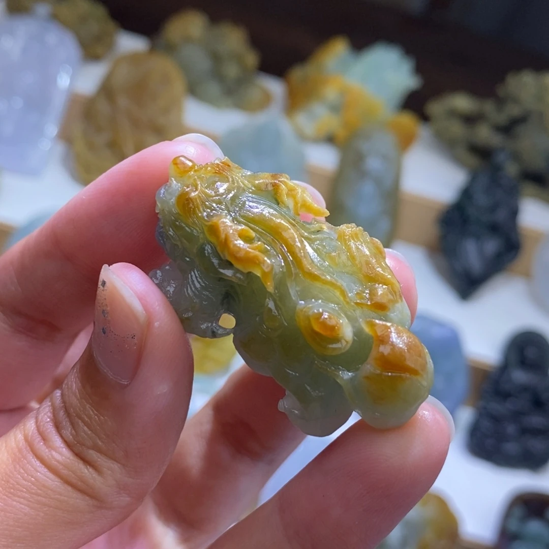 定制翡翠未镶嵌安**素貔貅
