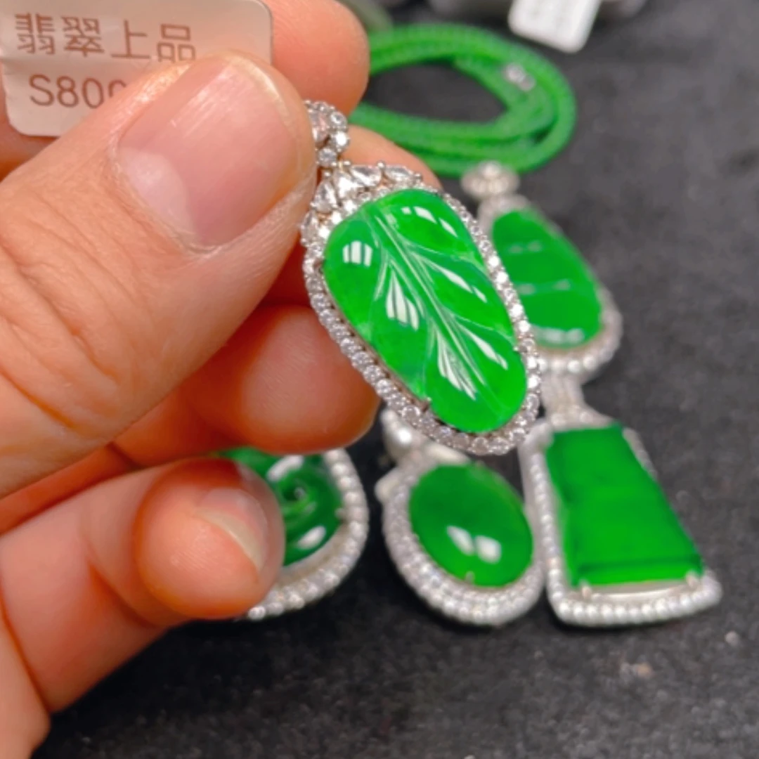 【闪购商品】翡翠颈饰银S925镶嵌吊坠
