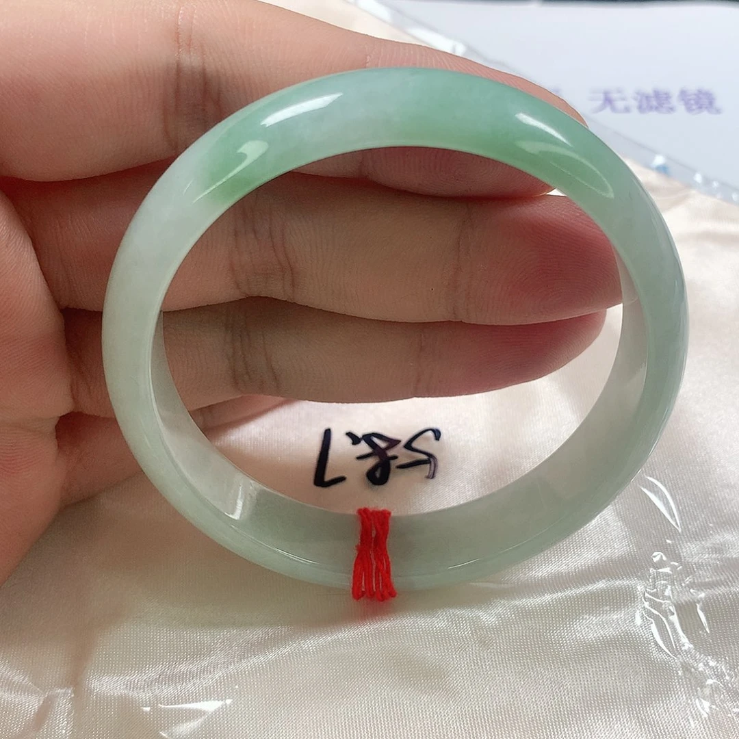 翡翠手镯未镶嵌371号