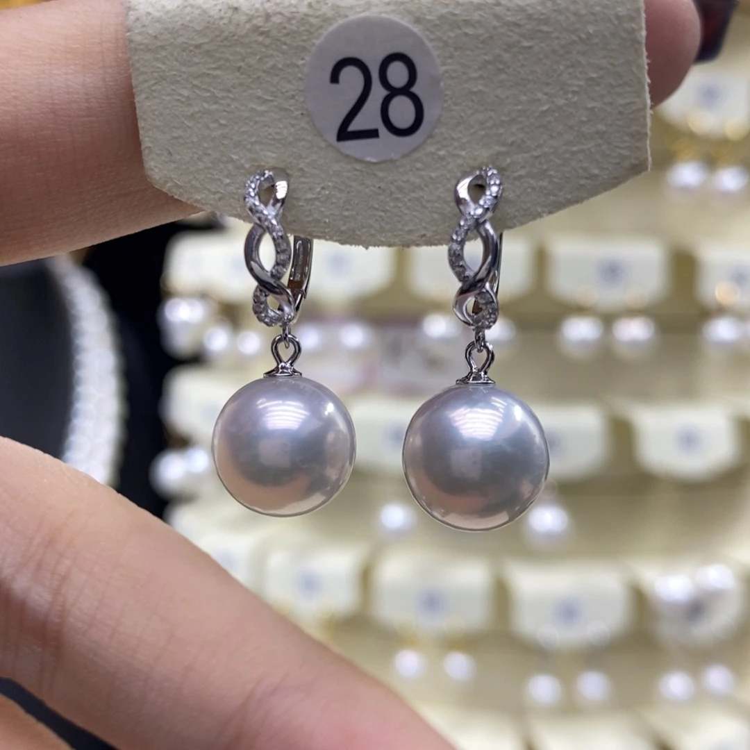 淡水珍珠银S925镶嵌耳饰