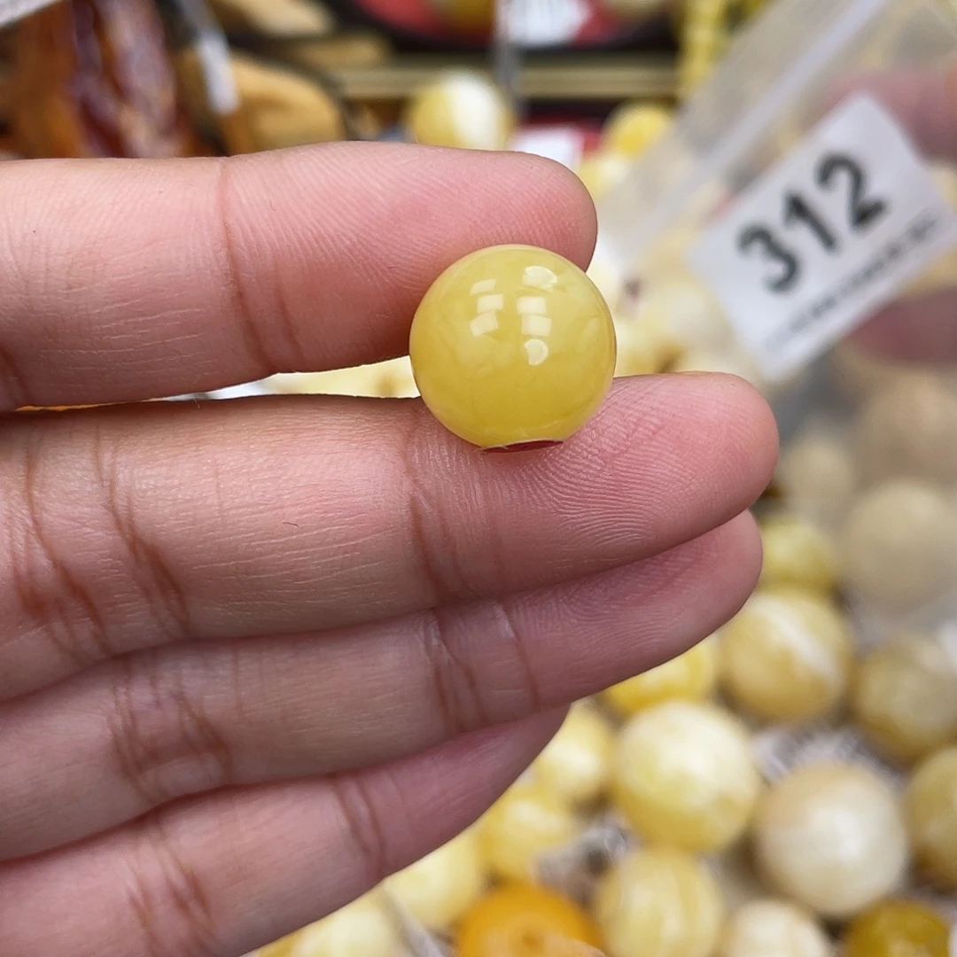 蜜蜡未镶嵌珠宝奇石沙眼14