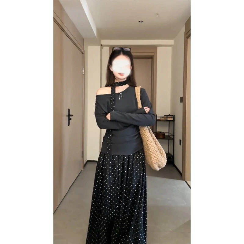 MARIE.COCO斜肩针织套装连衣裙子2025新款高级感韩系穿搭一整套