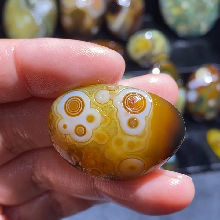 玛瑙/玉髓珠宝奇石未镶嵌