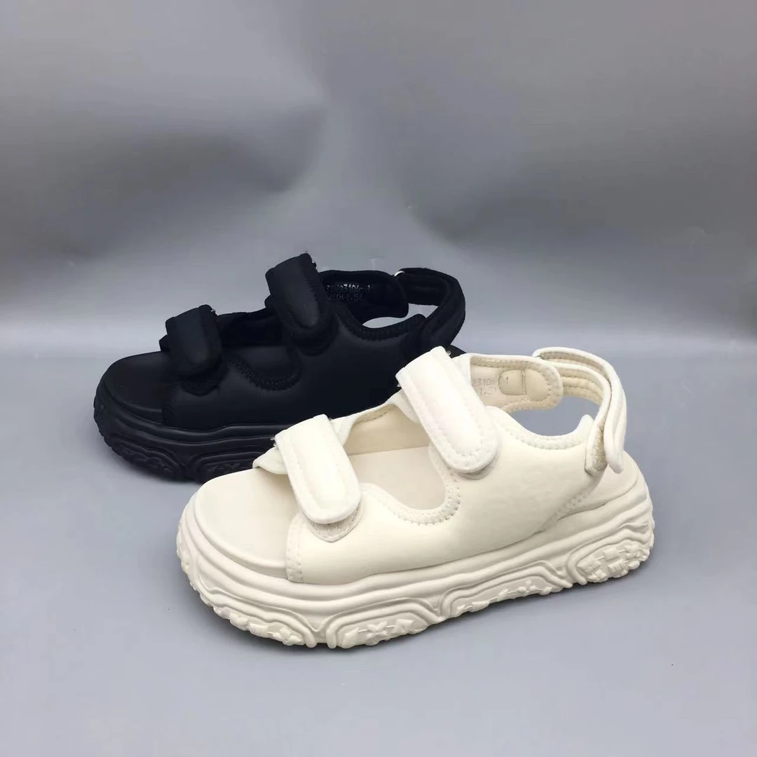 日泰正品 时尚女鞋 8133N23106