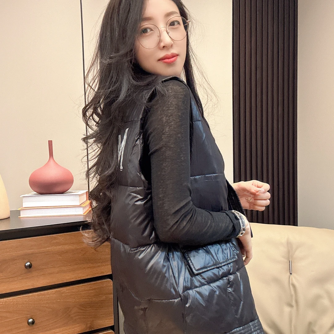 106秋冬新款韩版加厚大V领棉马甲2025显瘦百搭女宽松休闲马甲潮