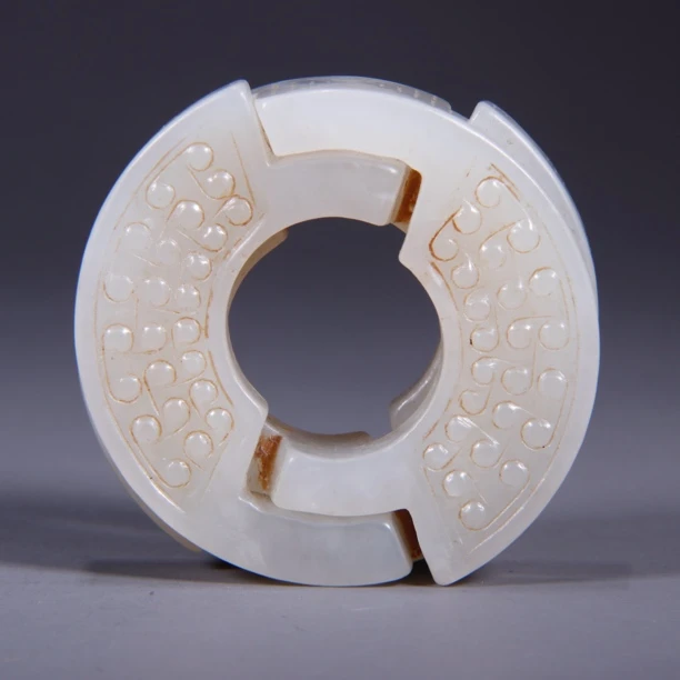 旧藏 和田玉蚩尤环 听雨轩 Z 86172