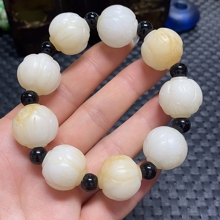 龙脊菩提吊坠一个