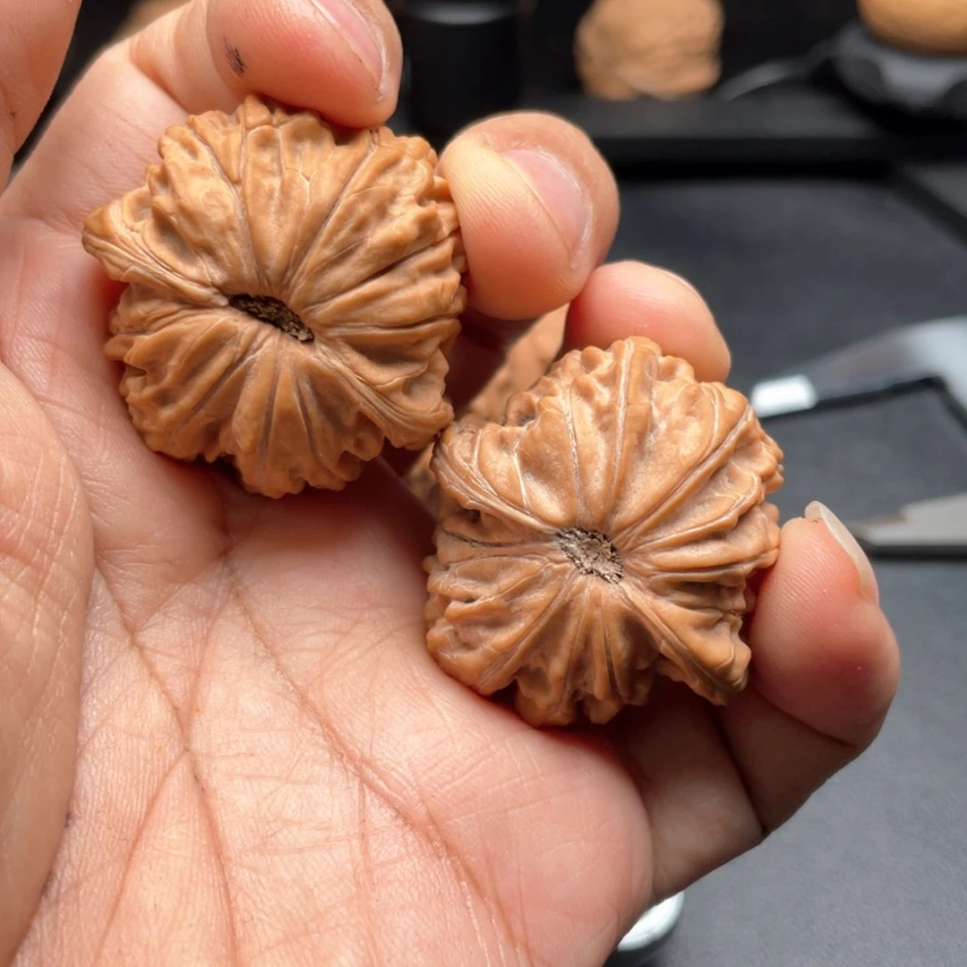 文玩核桃把件磨盘