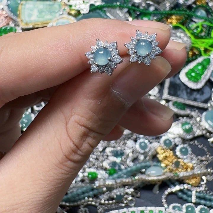 翡翠未镶嵌颈饰天然Ａ货翡翠放漏