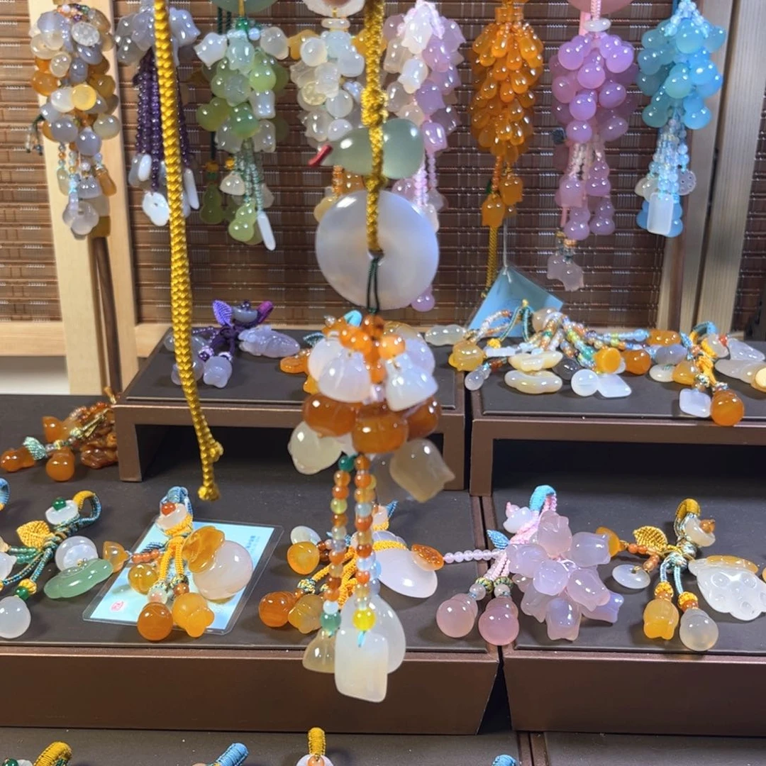 玛瑙/玉髓车挂未镶嵌福利款车挂料子不挑带包容点。