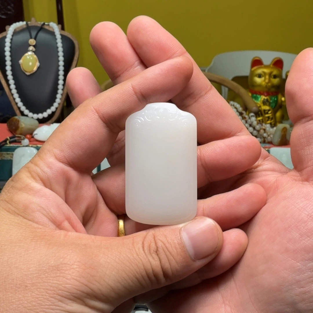 和田玉未镶嵌吊坠(不含链)