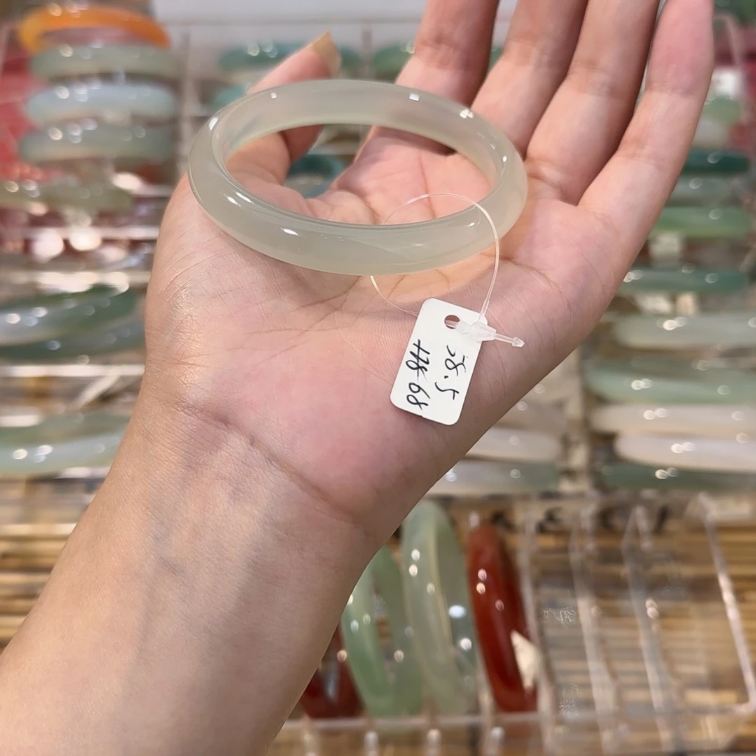 玛瑙/玉髓手镯未镶嵌圈口58.5