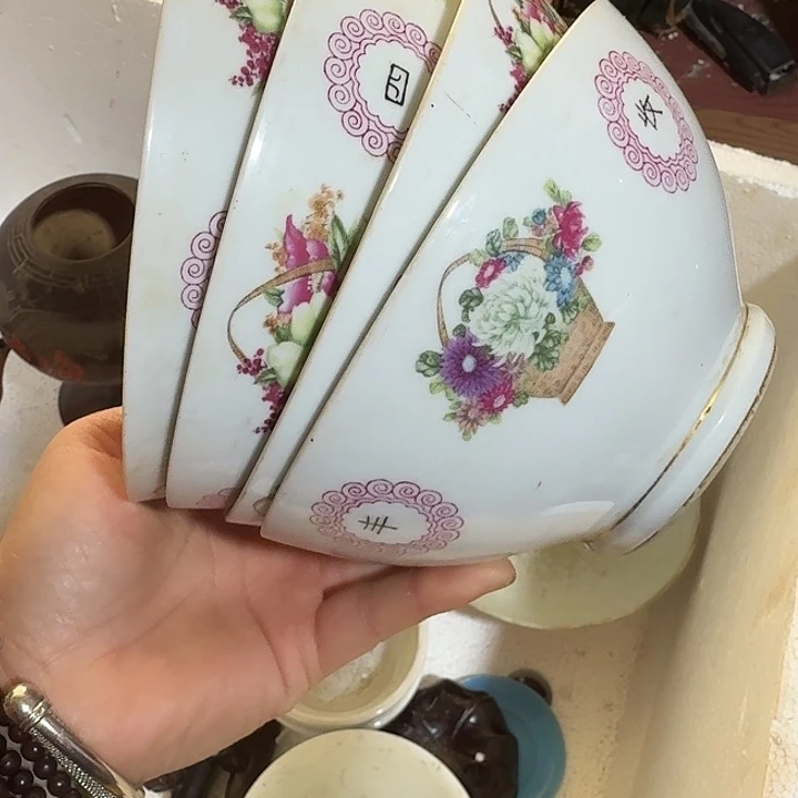 许***安扇子nvvncjcjchcchfbffb